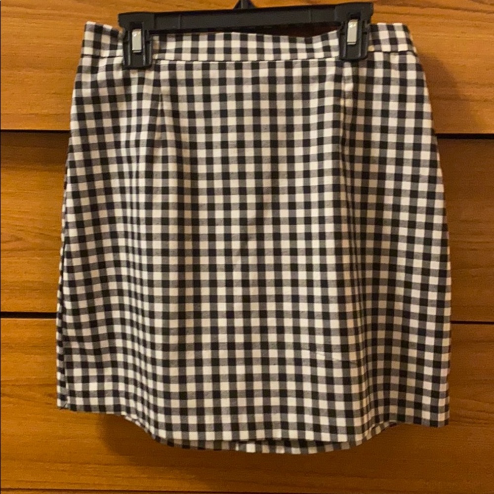 Black and white gingham mini skirt